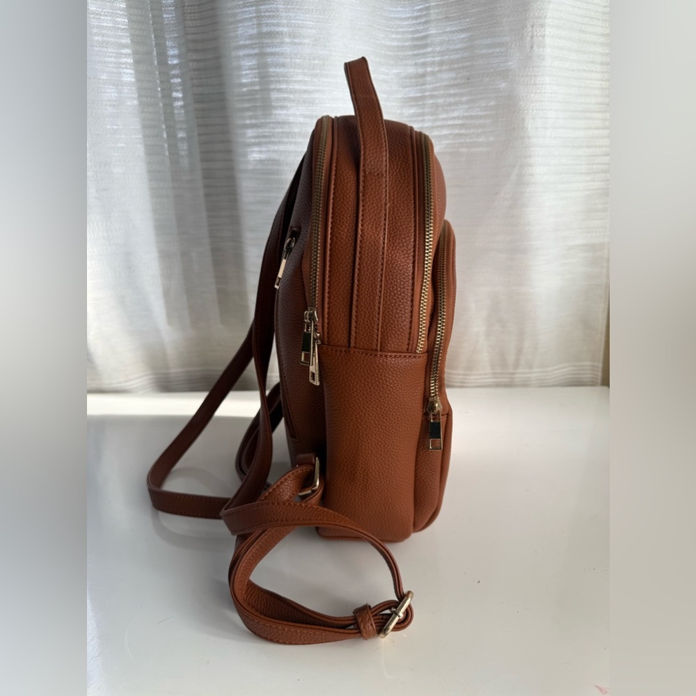 BP Mini Backpack - Picture 4 of 8